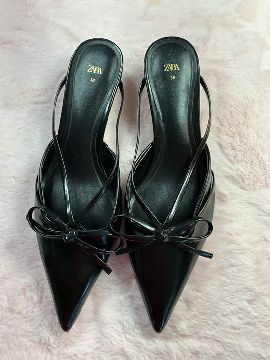 Zara Shoes - Zara Black Pointed Toe Bow Slingback Flats